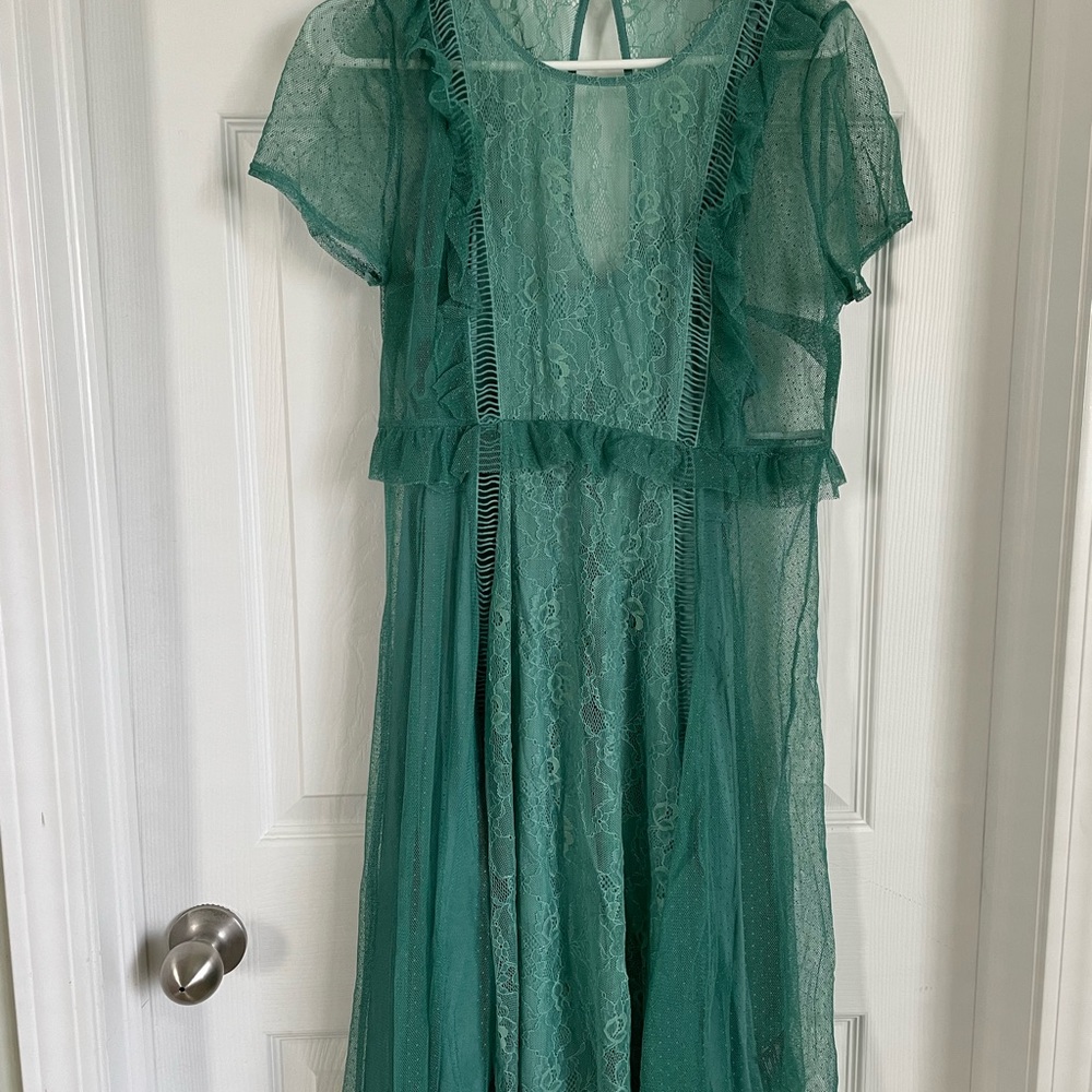 Torrid Green Lace Embroidered Floral Dress Size 00